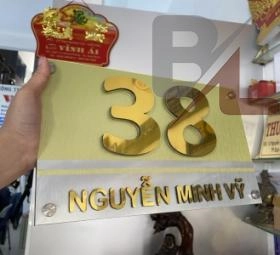 INOX ĐỒNG MỜ NỀN CHỮ NỔI 